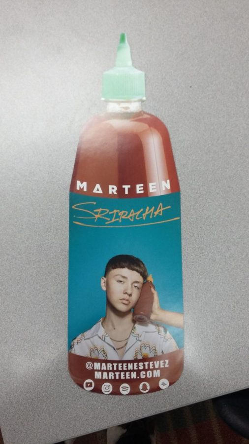 poster+that+features+musical+artist+Marteen+on+a+bottle+of+Sriracha