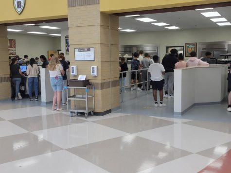 Lunch lines in MVHS cafeteria