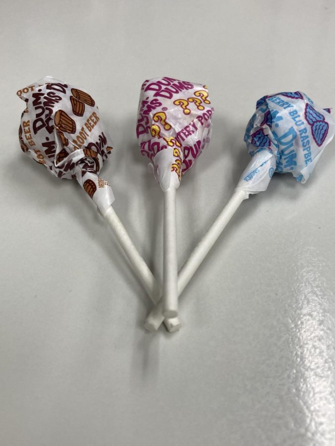 A couple of the dum dum flavors Ryleigh picked.

