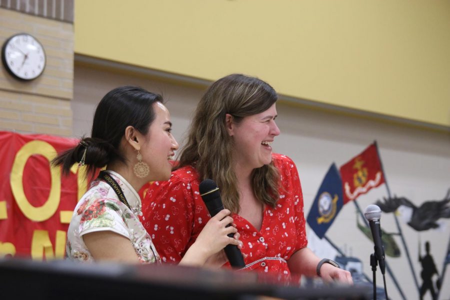 Ms. Lin and Mrs. Schiller singing