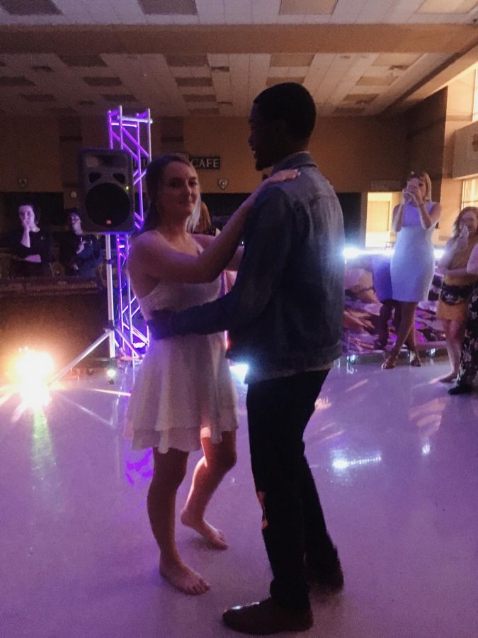 Hoco King & Queen Slow Dance 