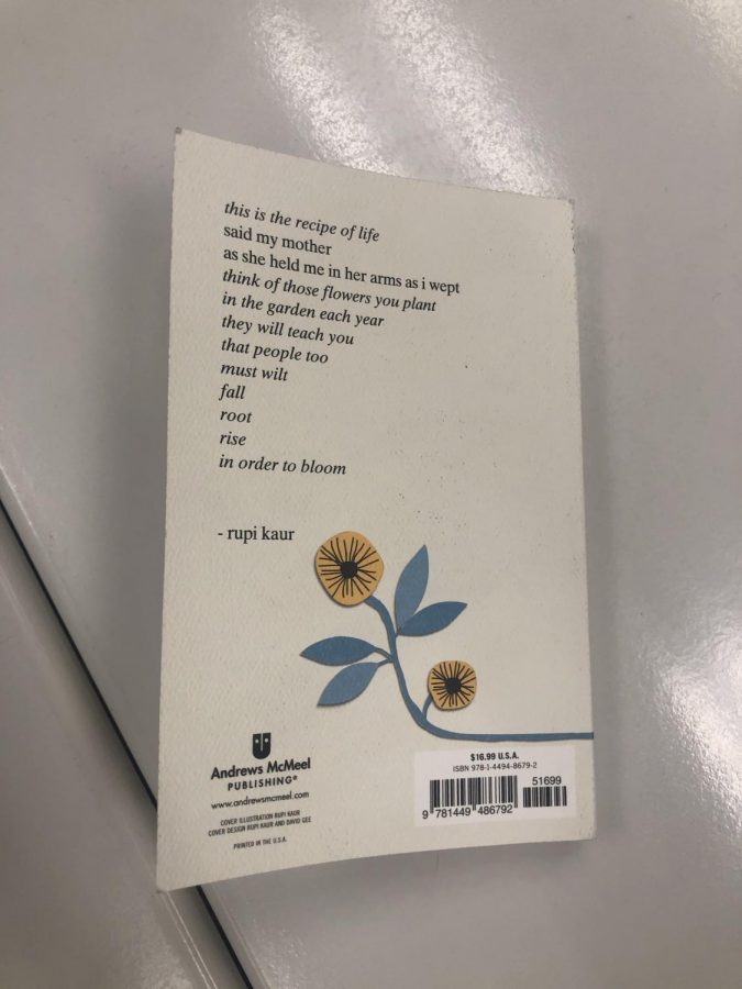 The Sun and Her Flowers by Rupi Kaur (2017 Paperback
