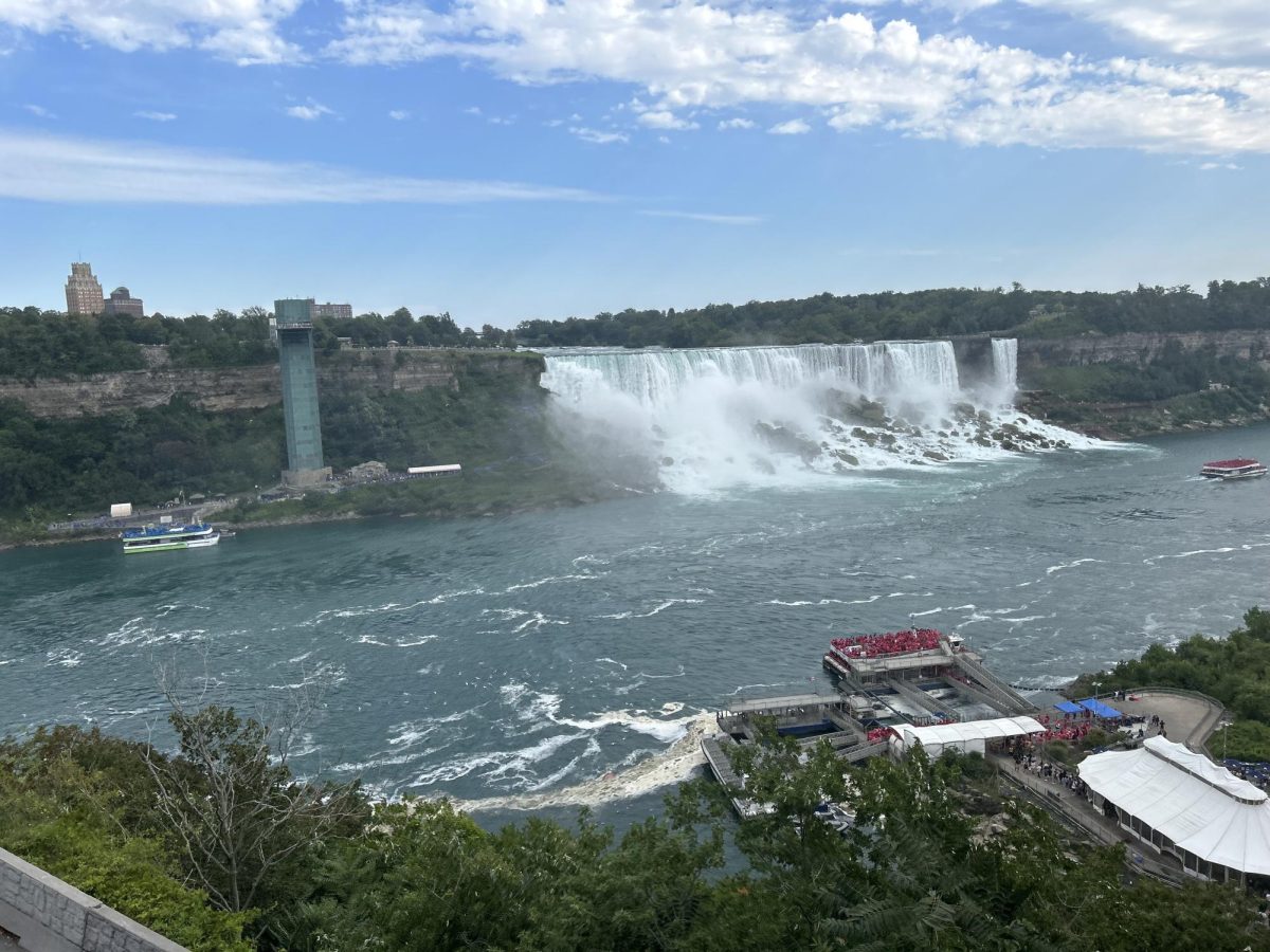 The Bridal Veil boasts a view of the loading areas for each side of the Landmark.
